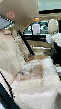 کرایسلەر 300